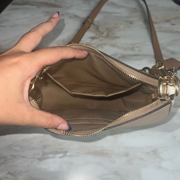 Coach handbag - Picture 3 of 3